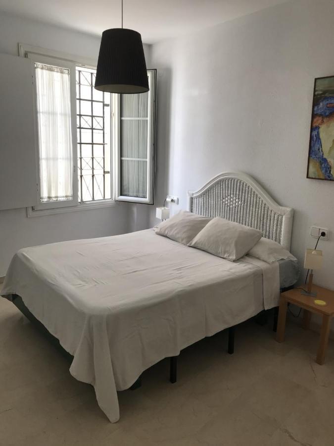 Conde De Ibarra Appartement Sevilla Buitenkant foto